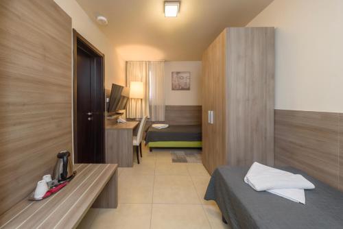 Garni Hotel Zenit Room Type - Economy Twin Room