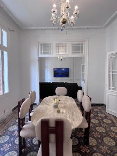 Haussmannian in Hai Emir