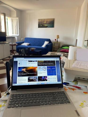 Casa Miki front Chiosco della Musica and Beach in Rapallo