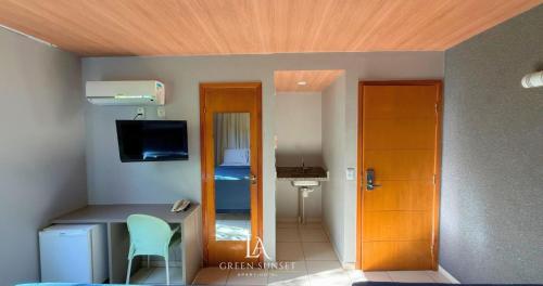 LA Green Sunset in 若昂佩索阿