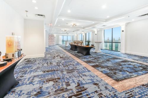 Crowne Plaza Kansas City Downtown by IHG, Канзас-Сити (фото 10)