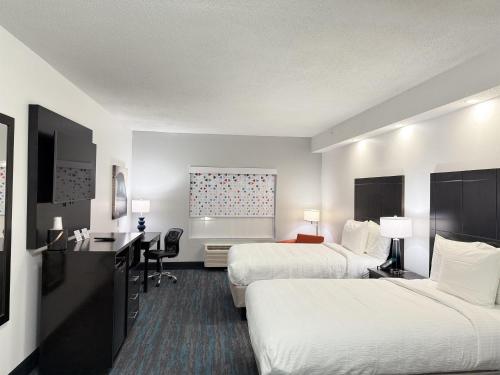 Quality Inn Crestview Near Eglin AFB - image 9