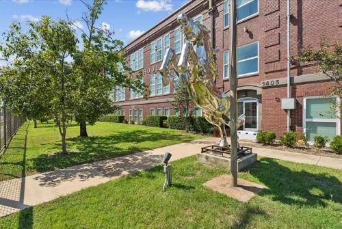 Buitenkant, Stylish Loft 5 Min to Downtown No 212 in Cedars