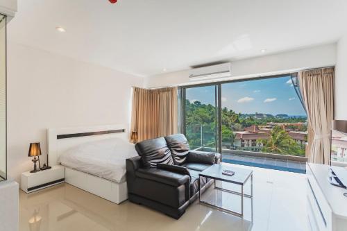 Chic Condo in Karon (A407) ชิค คอนโด กะรน เอ407