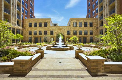 Pentagon City Comfort Modern Stay