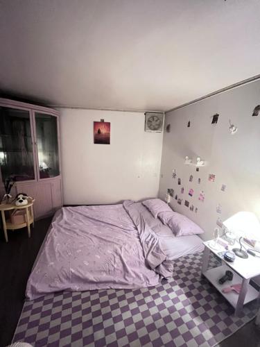 Lorihouse - image 5