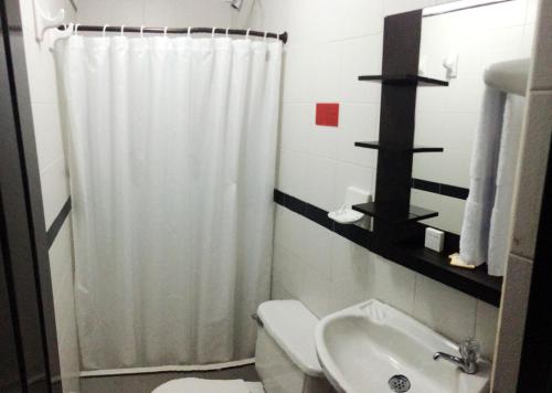 hotel-brisas-del-calima-lago-calima hotel-brisas-del-calima-lago-calima