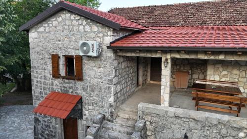 Jablan Stone House - Kamena Kuća Jablan, Cetinje (Cettigne)