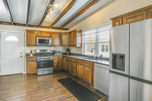 1 Block to Beach: Sea Isle City Retreat w/ Patio! in Sea Isle City