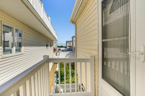 1 Block to Beach: Sea Isle City Retreat w/ Patio! in Sea Isle City