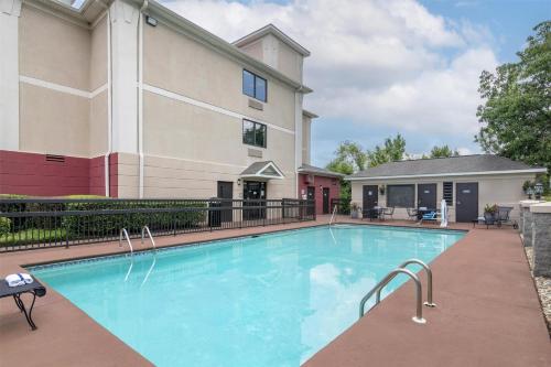 Best Western Augusta West - image 9