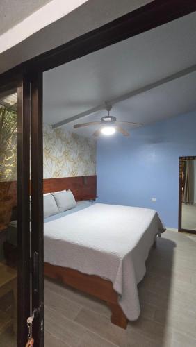 Iki Room with Jacuzzy, Fortuna (photo 3)