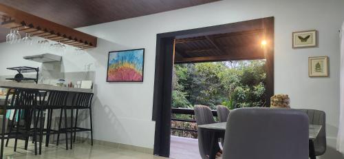 Casa Catalana in Linda Vista