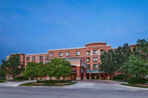 Courtyard by Marriott Omaha Aksarben Village, Omaha (photo 3)