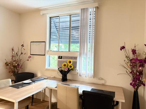 Vista, LA Midtown Boutique Hostel near Museu d'Art Comtat de Los Angeles