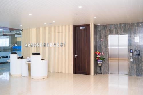 Lobby, Front One Harvest Hotel Wonosobo in Wonosobo