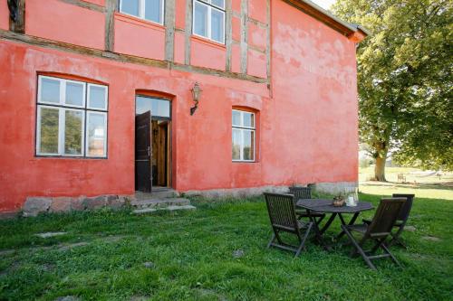 Viesnīcas āriene, Apartment In A Historic Manor House In Mecklenburg in Walkendorf