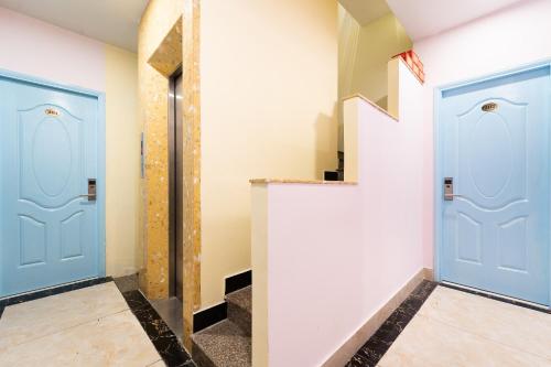 Townhouse Joy Inn Hotel - Near Etown - 편의 시설/서비스