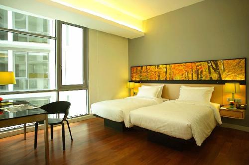 Guestroom, The Signature Hotel & Serviced Suites Kuala Lumpur in Kuala Lumpur