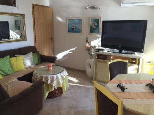  Apartment Greis in Ražanj