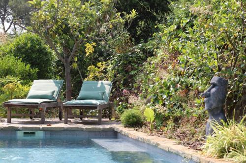 Contemporary Villa Overlooking Gold Islands - Location saisonnière - Carqueiranne