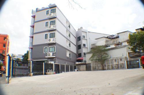 Ma Non Nont Hotel & Apartment