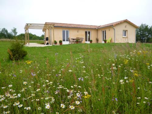 Les Bayles - Location saisonnière - Tamniès