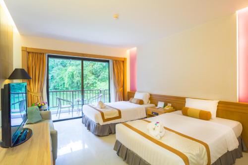 Tinidee Golf Resort Phuket - SHA Extra Plus