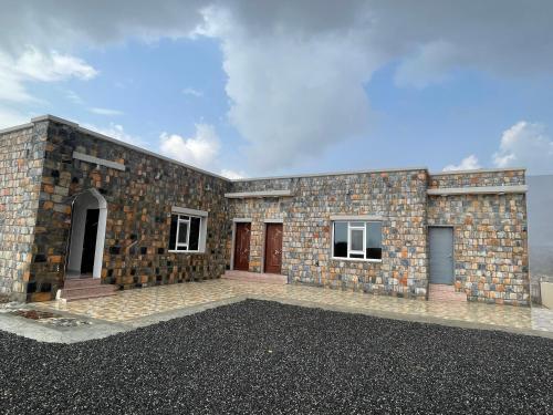 Jabal Shams, the summit house in Al Ḩayl