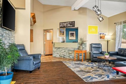 Lobby, Days Inn by Wyndham Billings in Billings (MT)
