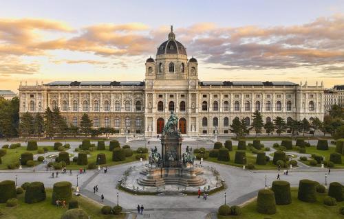 Designer Historical 2BD Apartment by Wien Mitte, Vienna