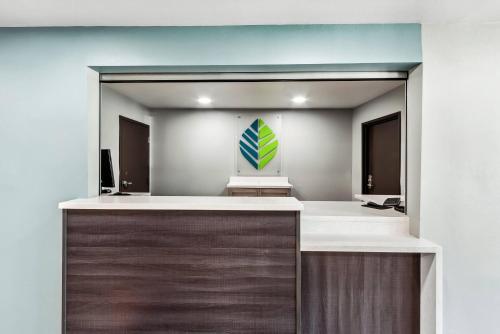 Előcsarnok, WoodSpring Suites Sumter near Shaw AFB in Sumter (Dél-Karolina)