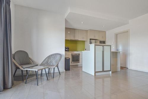 Dashing Delight Stylish 1x1 in Port Hedland
