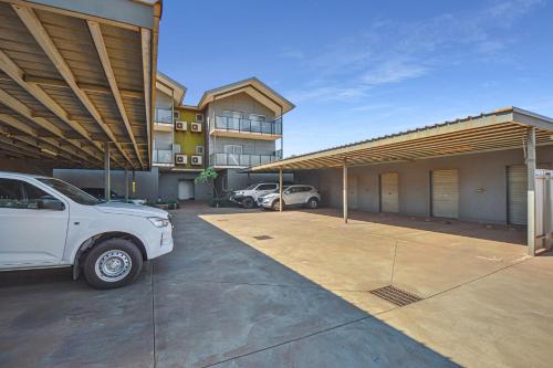 Dashing Delight Stylish 1x1 in Port Hedland