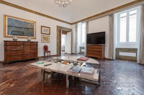 Ancient Palace In Downtown Rome, Roma (foto 4)