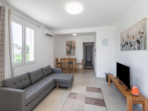 Modern Villa Near Trapani in โลโกกรันเด