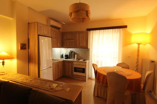 Charming Seaside Flat in Chalkoutsi (Attiki)