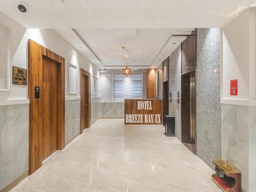 Lobby, HOTEL BREEZE BAYex bkc in Bandra Kurla Complex