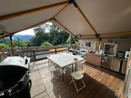 Oprema, Grow Tree Glamping in Okrožje Dahu