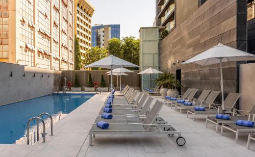 Swimming pool, Ilunion Atrium Hotel in Ciudad Lineal