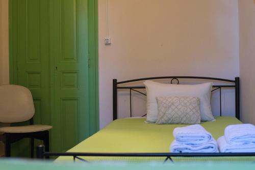 Antisthenes Guesthouse - image 9