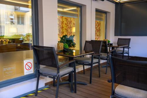 Garni Hotel Zenit in นอวีซาด