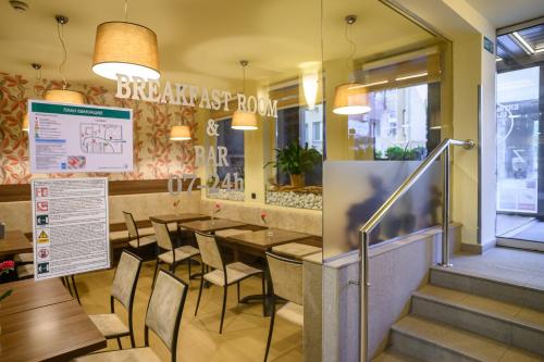 Garni Hotel Zenit in นอวีซาด