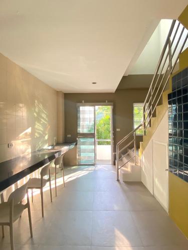 Nomad Stay Hostel with Coworking Space - 편의 시설/서비스