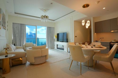 Grande Downtown Dubai Luxury 2BR Apt with Burj Khalifa & Dubai Fountain Views, Dubái (foto 6)