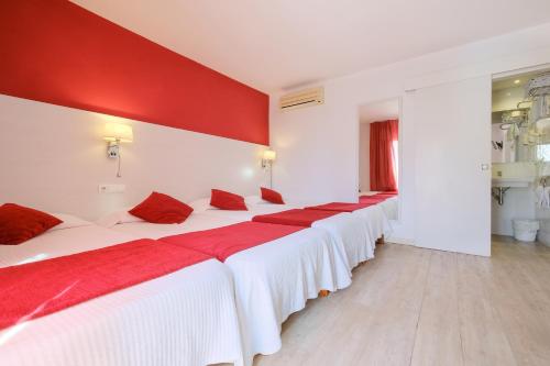 Hostal Marino - image 13