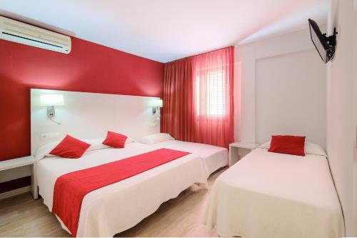 Hostal Marino - image 5
