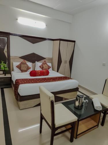 Hotel The Golden Bird Executive - image 3