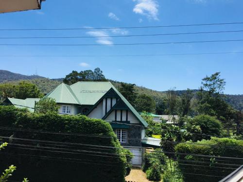 Grand Nauro villa in Nuwara Eliya