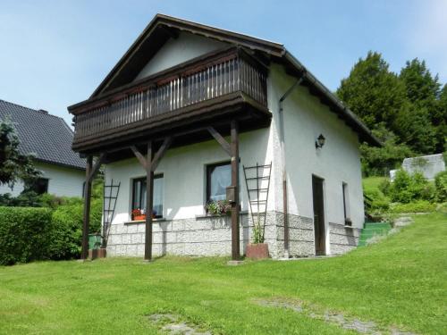 Family-Friendly Forest Home